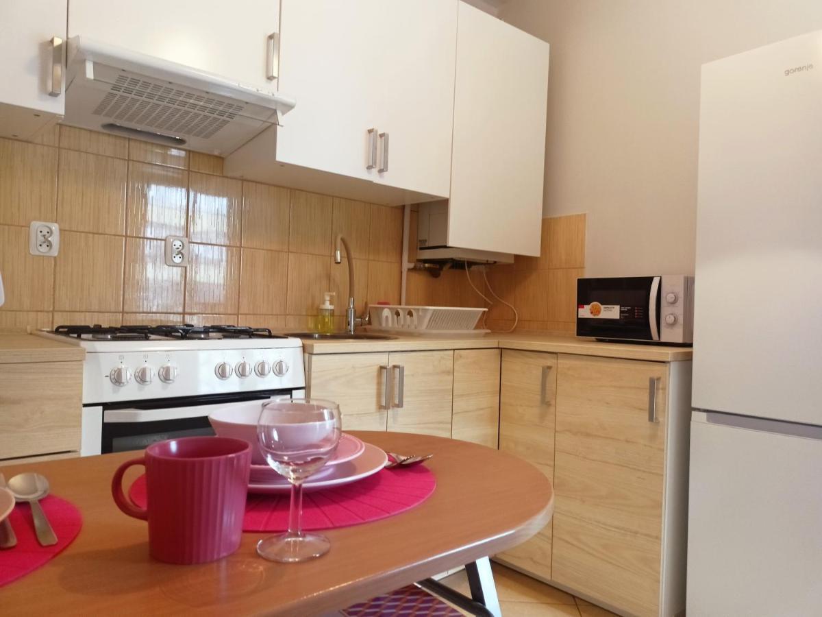 Apartament Malinowy Swietoduska 12 Люблін Екстер'єр фото